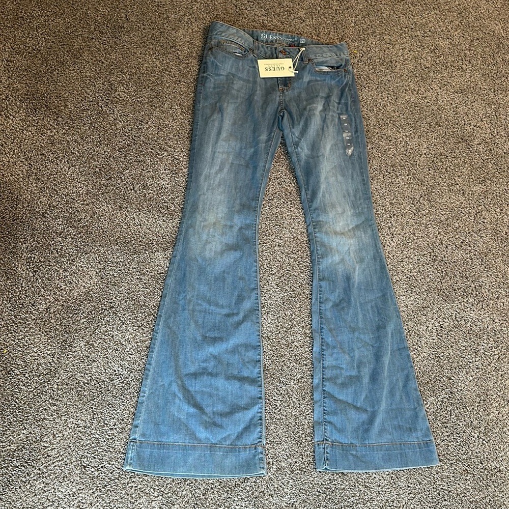 Women’s Guess jeans